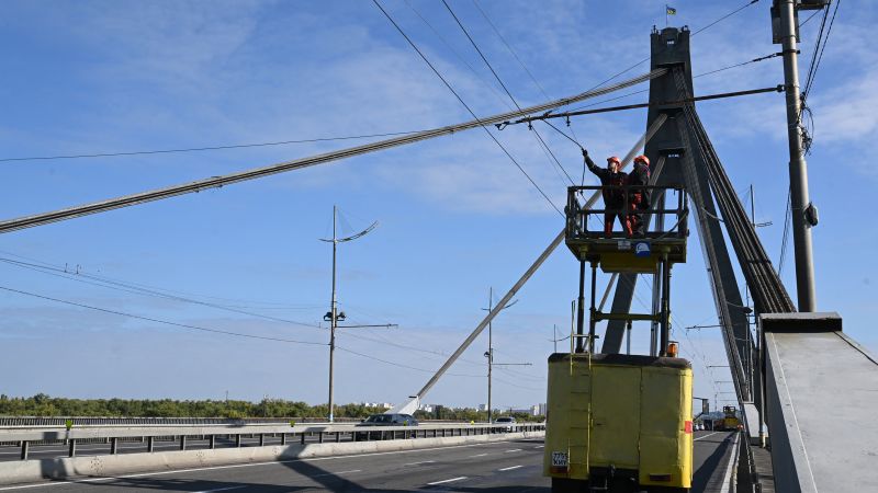 Russia strikes another major bridge in Kyiv as attacks on Ukrainian capital escalate