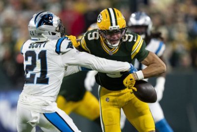 Packers’ Watson makes improbable ‘Thursday Night Football’ return after mid-game trip to hospital