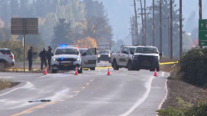 3 dead after 2 helicopters collide midair near Oregon airport, sheriff says