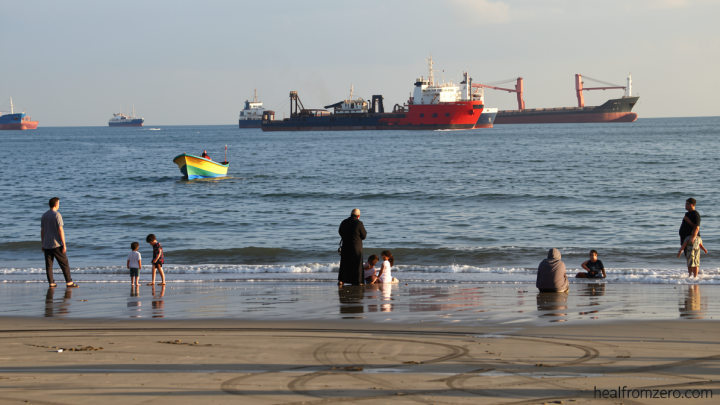 Trump is squeezing Iran’s economy and oil sales. It may still have the upper hand in Hormuz