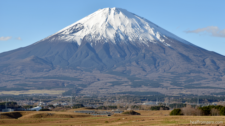 Man leaves tired 7-year-old son alone on Mount Fuji during family hike