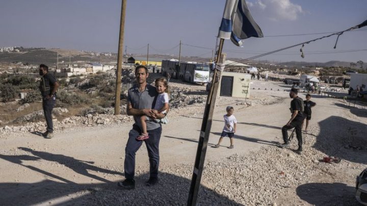 UK, France and Canada sanction Israeli settlements in West Bank as Britain accuses settlers of ‘ethnic cleansing’