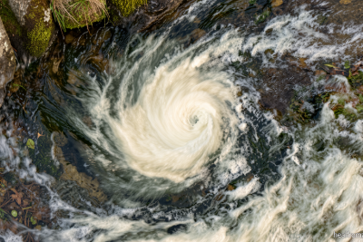 Hurricane Lowell strengthens to Category 5 as Hawaii braces for possible impacts
